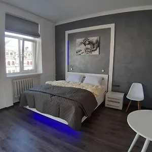  Apartment яркая история Ukraine